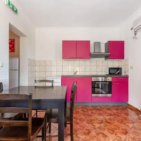Nika With Swimming Pool And Beautiful Sea View Apartament Dobreć