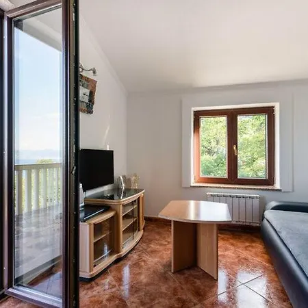 Lägenhet Nika With Swimming Pool And Beautiful Sea View