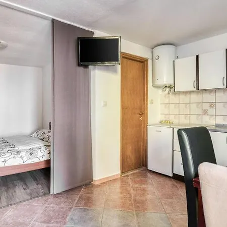 Nika With Swimming Pool And Beautiful Sea View Apartament *
