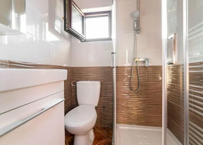 Apartman Nika With Swimming Pool And Beautiful Sea View *