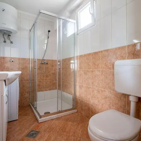 Nika With Swimming Pool And Beautiful Sea View Apartamento Dobreć