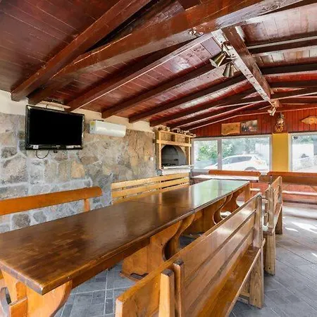 דירה Nika With Swimming Pool And Beautiful Sea View