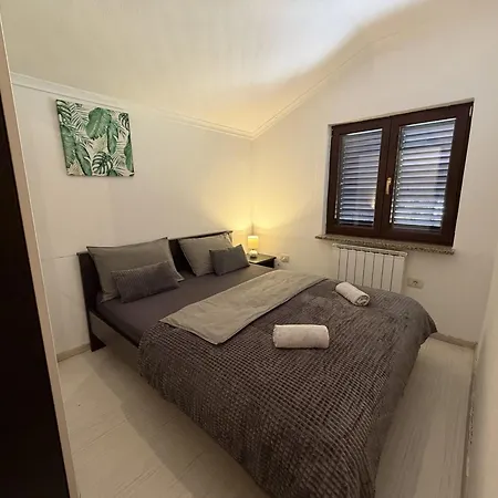 شقة Nika With Swimming Pool And Beautiful Sea View