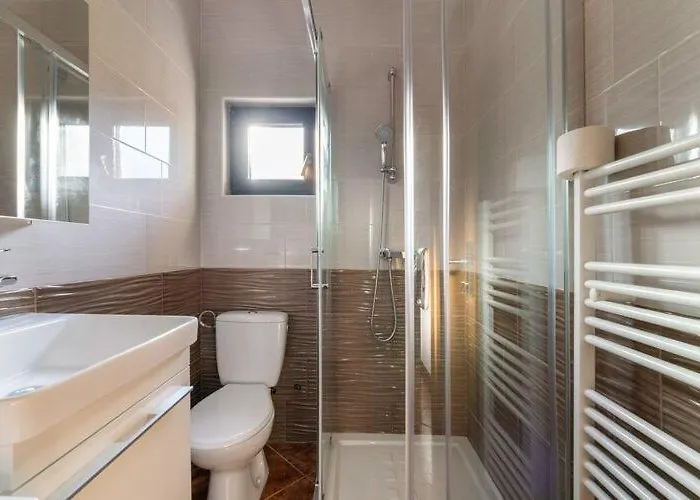 Nika With Swimming Pool And Beautiful Sea View