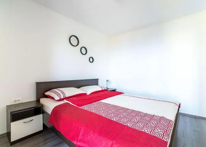 Daire Nika With Swimming Pool And Beautiful Sea View *